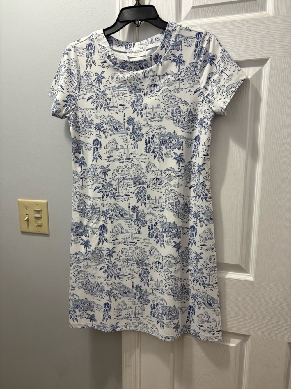 Smith & Quinn Beach Toile Print Blue & White Short Sleeve Tee Dress Size Small